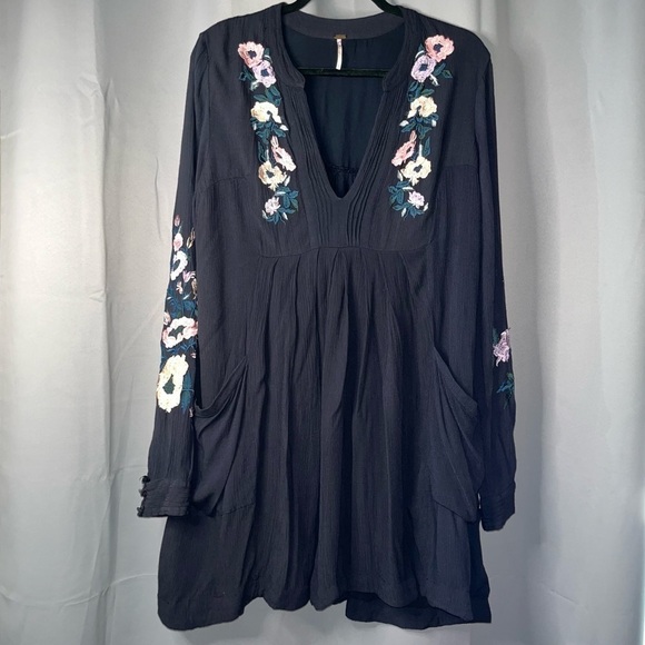 Free People Black Floral Embroidered Mia Small Tunic Dress - Picture 2 of 9